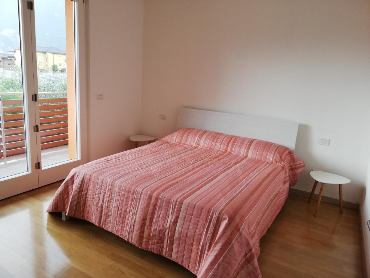 Appartamento La Terrazza Riva del Garda Bagian luar foto